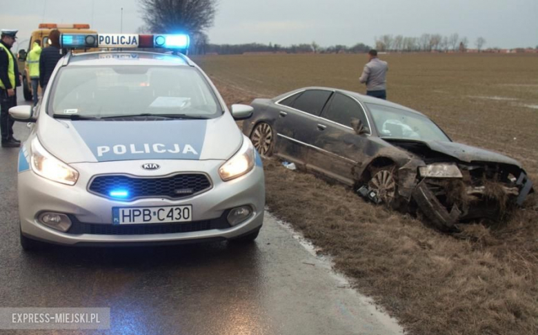 Wypadek samochodowy za Cesarzowicami