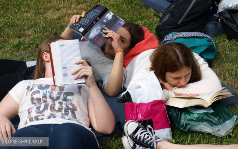 Czytanie książek w LO