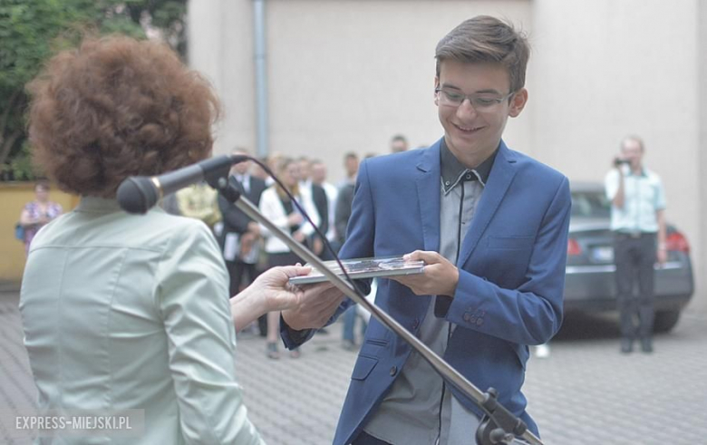 Wręczenie nagród dla najlepszych uczniów