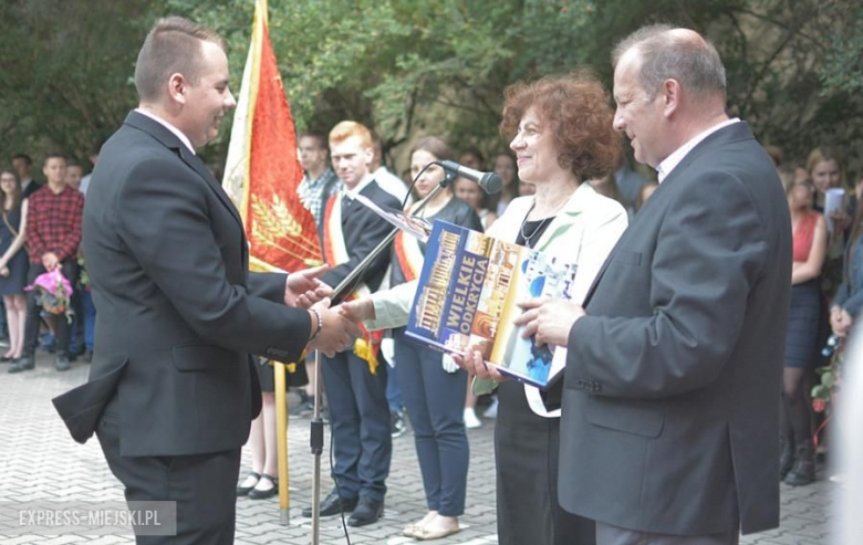 Wręczenie nagród dla najlepszych uczniów