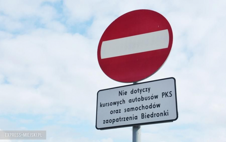Drogowy absurd w Środzie Śląskiej
