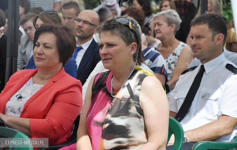 Uroczystości nadania imienia SOSw w Środzie Śląskiej