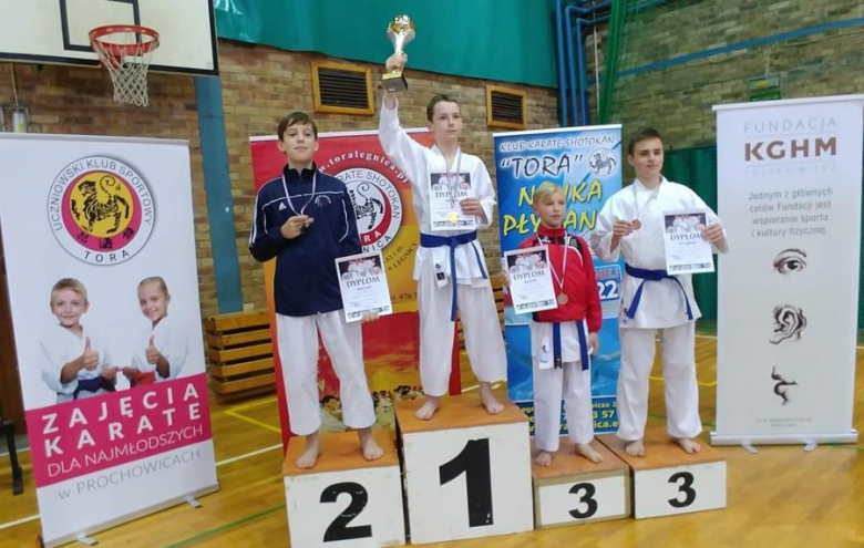 Medale karateków w Legnicy