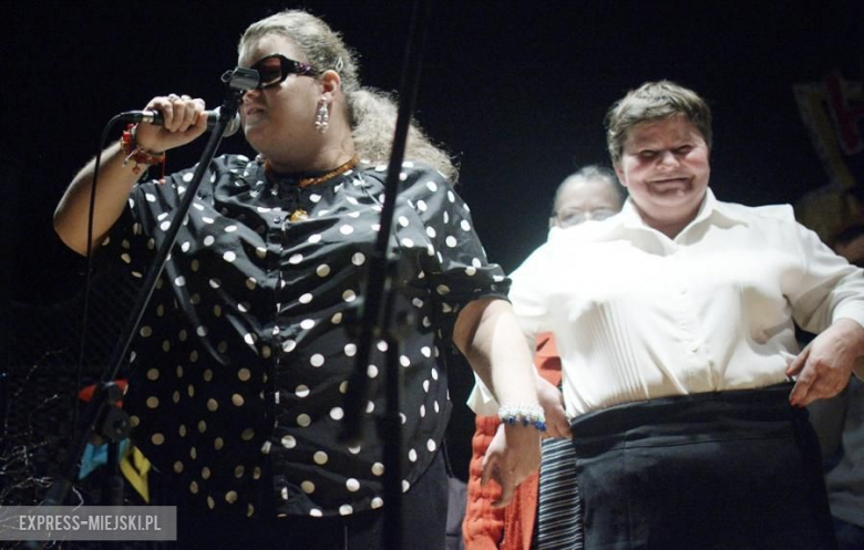 Występy młodych artystów na koncercie świątecznym