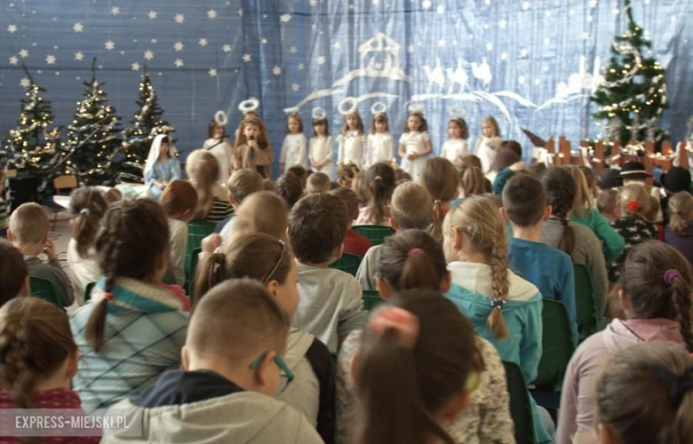 Przedszkolaki z Przedszkola "Pod Topolą" w Środzie Śląskiej