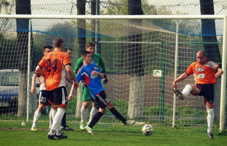 Falko Rzeplin 1:1 (1:1) Polonia Środa Śląska