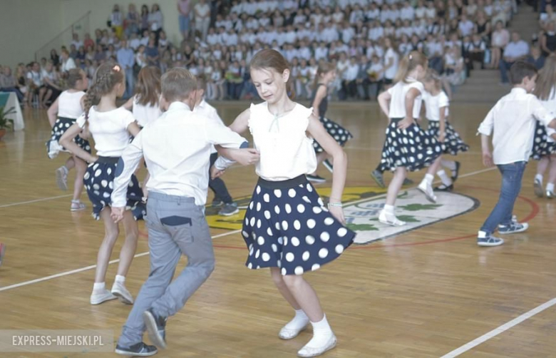 Zakończenie roku szkolnego w średzkiej podstawówce