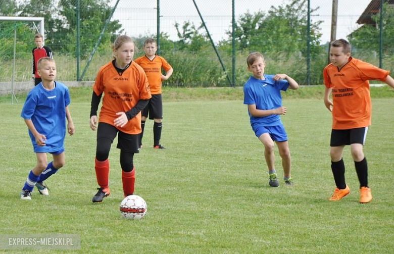 Turniej piłkarski w Kostomłotach
