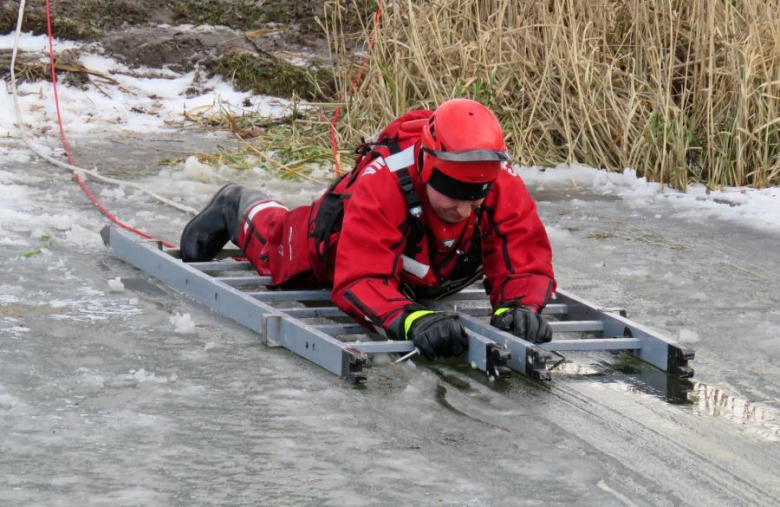 Szkolenie strażaków na Kajakach