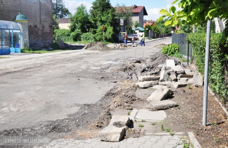 Przebudowa ulicy Wrocławskiej w Rakoszycach