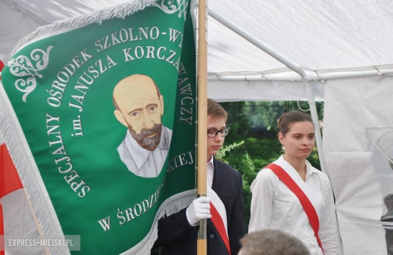 Uroczystości nadania imienia SOSw w Środzie Śląskiej