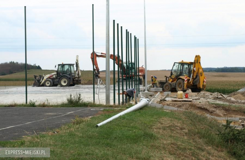 Nowy orlik w Rakoszycach