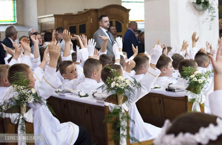 I Komunia Świeta w Środzie Śląskiej