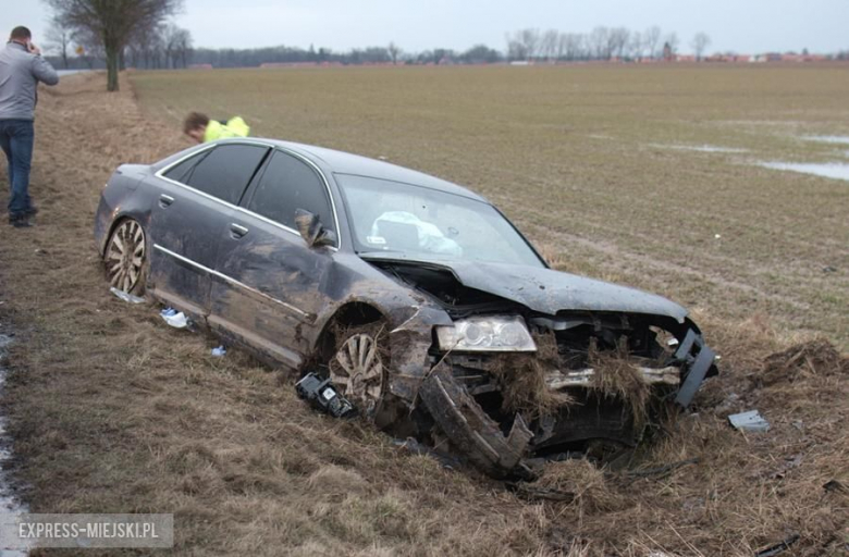 Wypadek samochodowy za Cesarzowicami