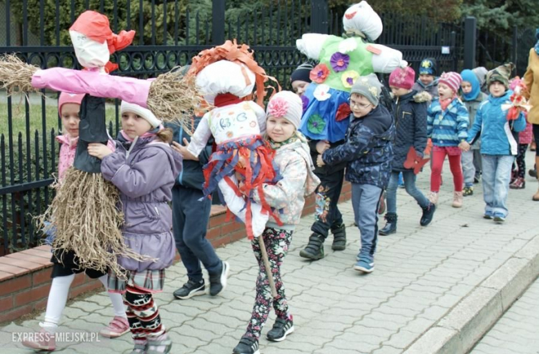 Pochód przedszkolaków w Środzie Śląskiej
