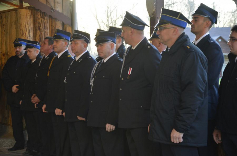 Przekazanie wozu strażackiego