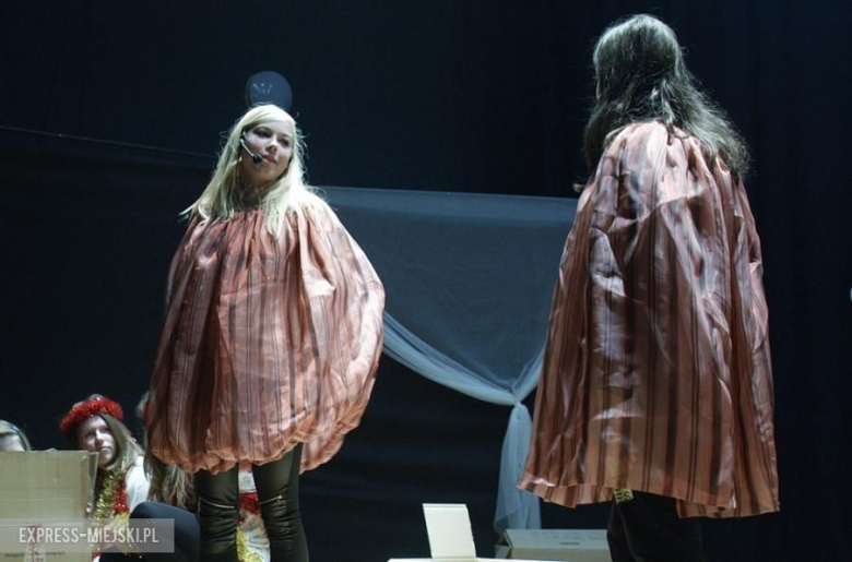 Jasełka w wykonaniu gimnazjalistów