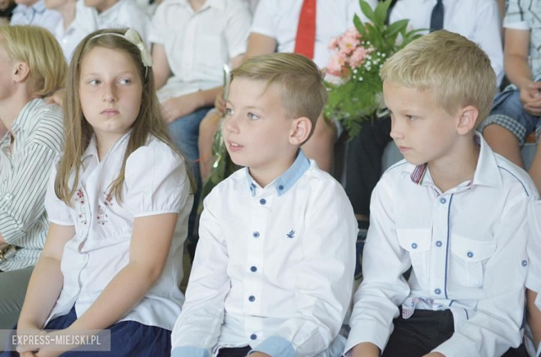 Zakończenie roku szkolnego w średzkiej podstawówce