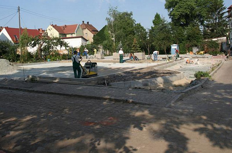 Remonty i budowa parkingów