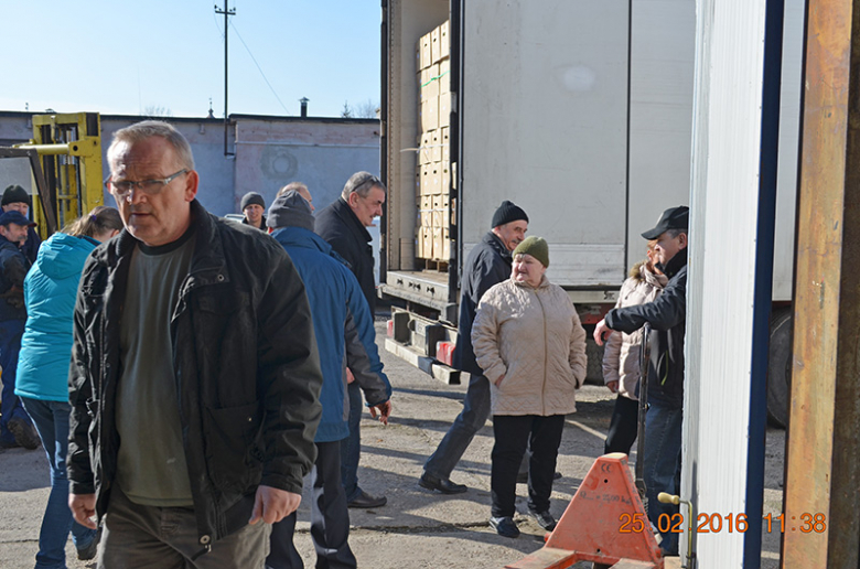 Bezpłatne jabłka dla mieszkańców Ciechowa