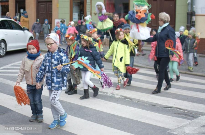 Pochód przedszkolaków w Środzie Śląskiej