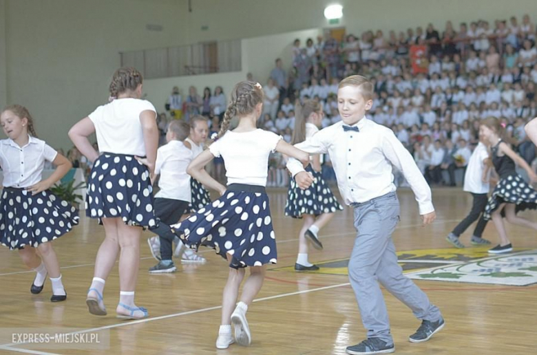 Zakończenie roku szkolnego w średzkiej podstawówce