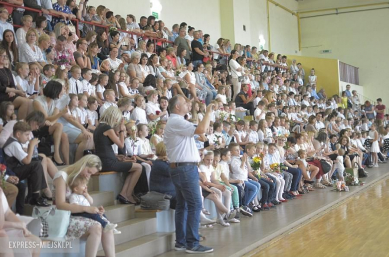 Zakończenie roku szkolnego w średzkiej podstawówce