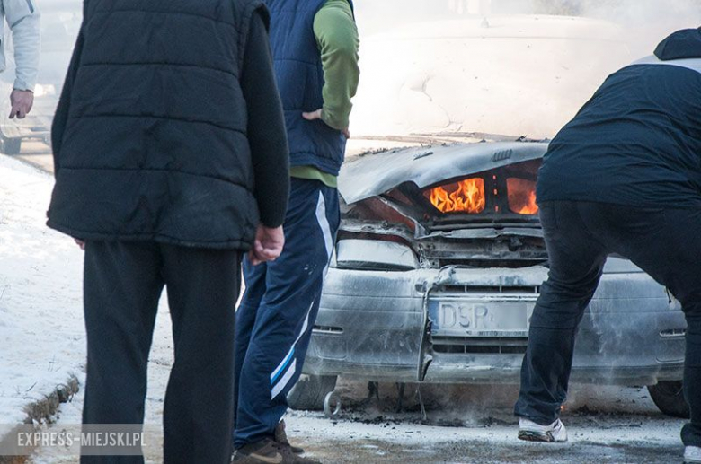 Pożar samochodu osobowego