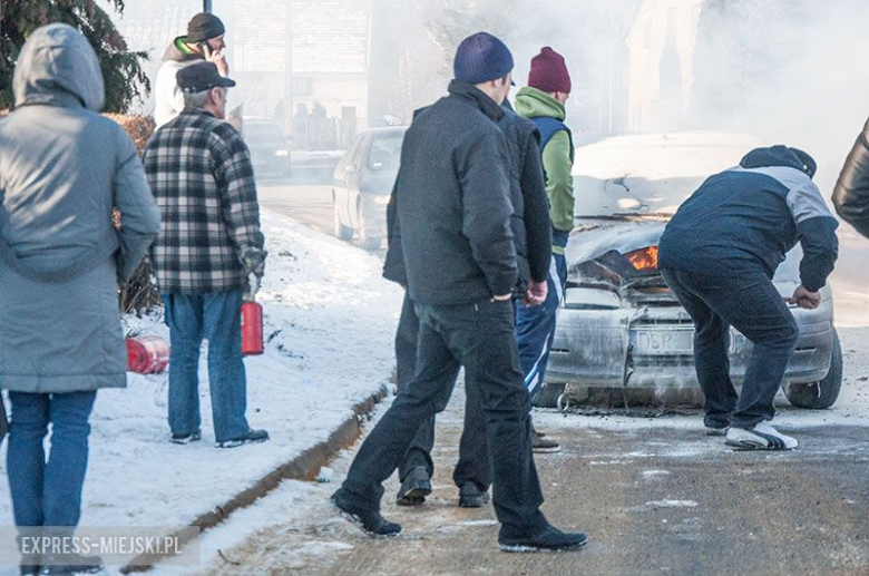 Pożar samochodu osobowego