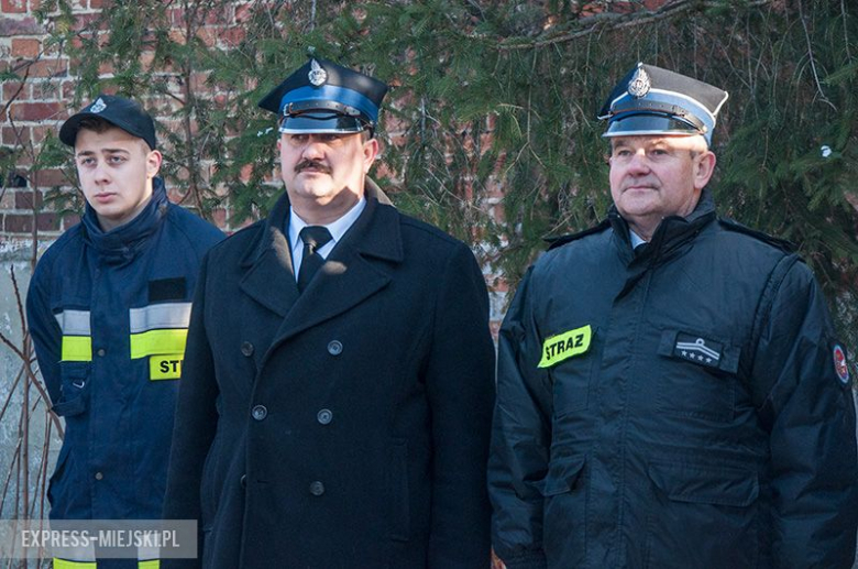 Przekazanie wozu strażackiego