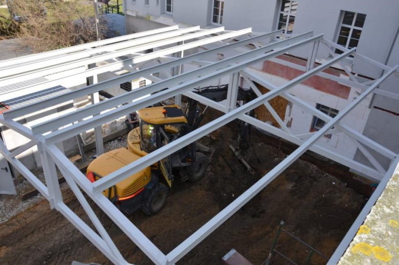 Remont w budynku dawnego szpitala