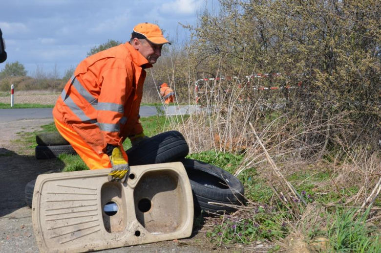 Sprzątanie odbyło się w ramach obchodzonego dzisiaj Światowego Dnia Ziemi