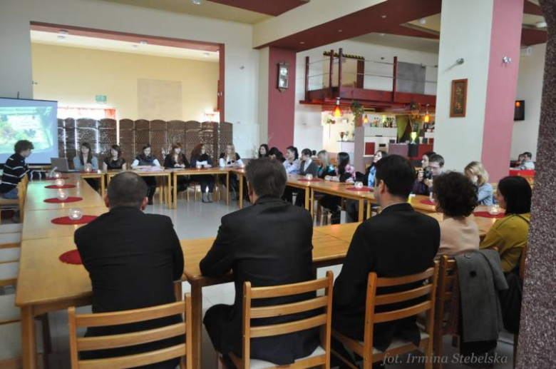 Sesja Młodzieżowej Rady Powiatu Średzkiego