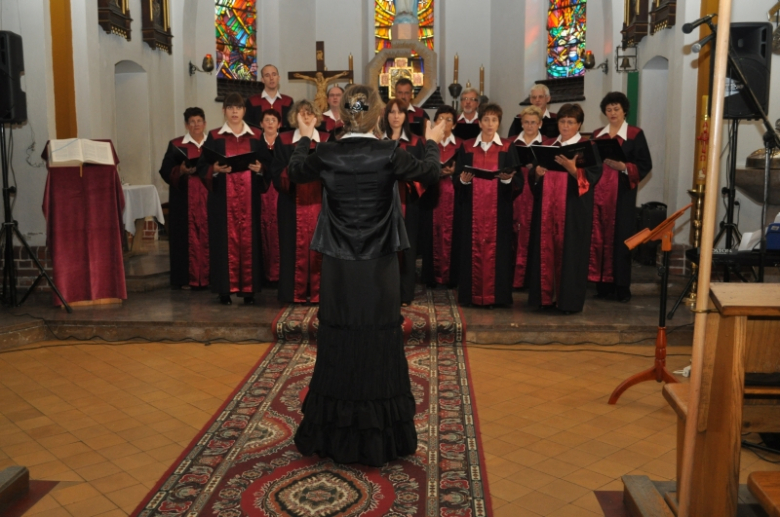 Chór "Oremus" z Brzegu Dolnego