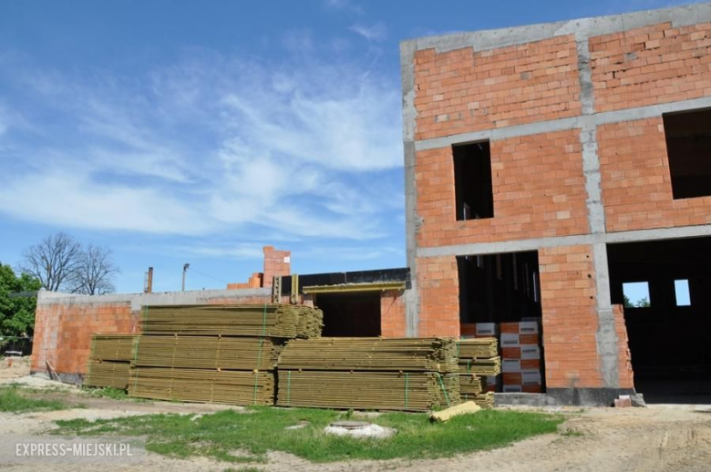 Plac budowy nowej szkoły w Lutyni