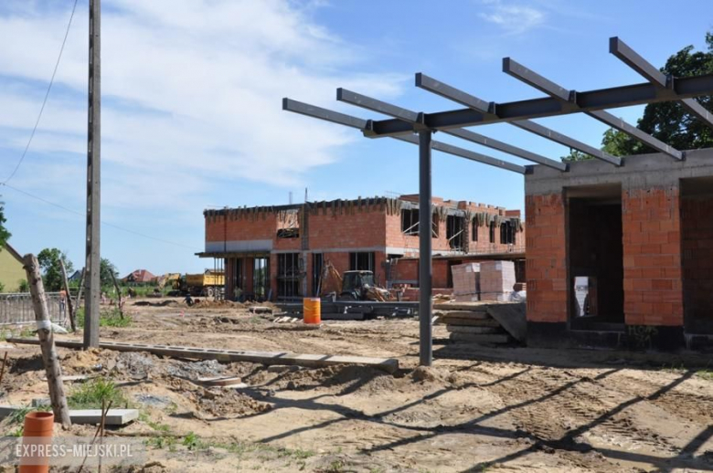 Plac budowy nowej szkoły w Lutyni
