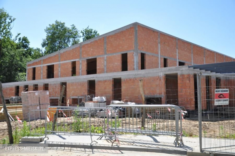 Plac budowy nowej szkoły w Lutyni