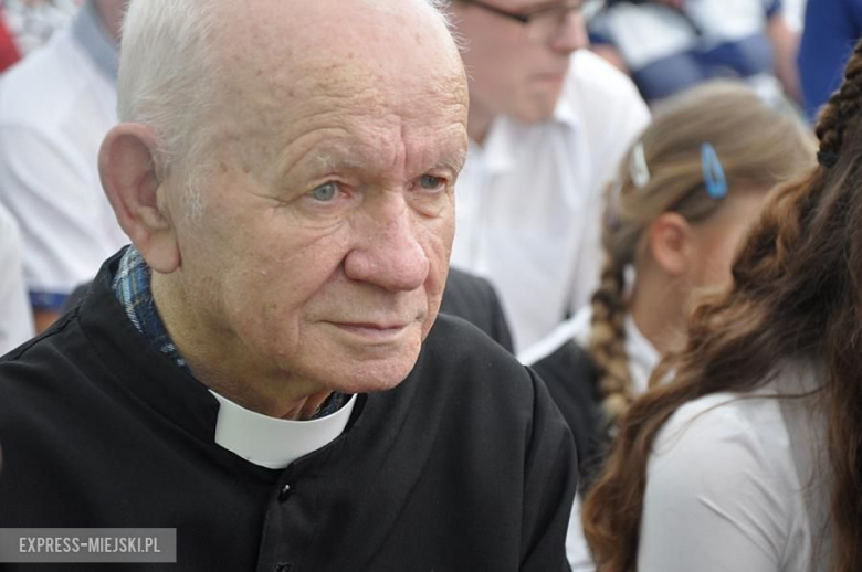 Uroczystości nadania imienia SOSw w Środzie Śląskiej