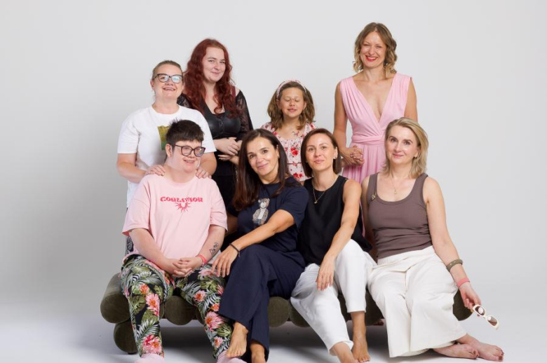 „Skrzydła, których nie widać”