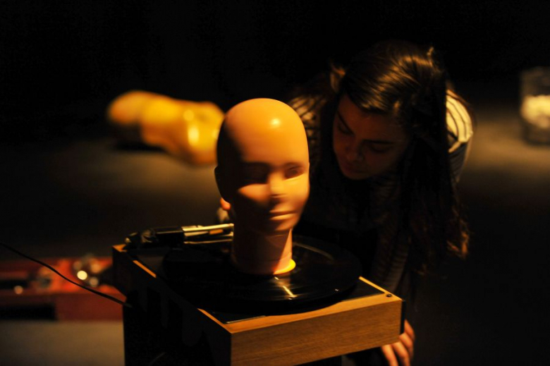 Spektakle „Charmolypi” oraz „The Woman Decomposed"