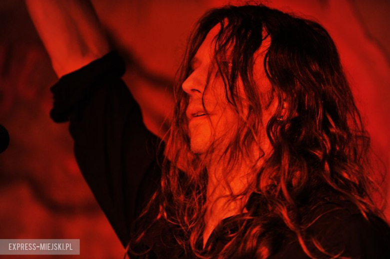 Od zmierzchu do świtu Enslaved