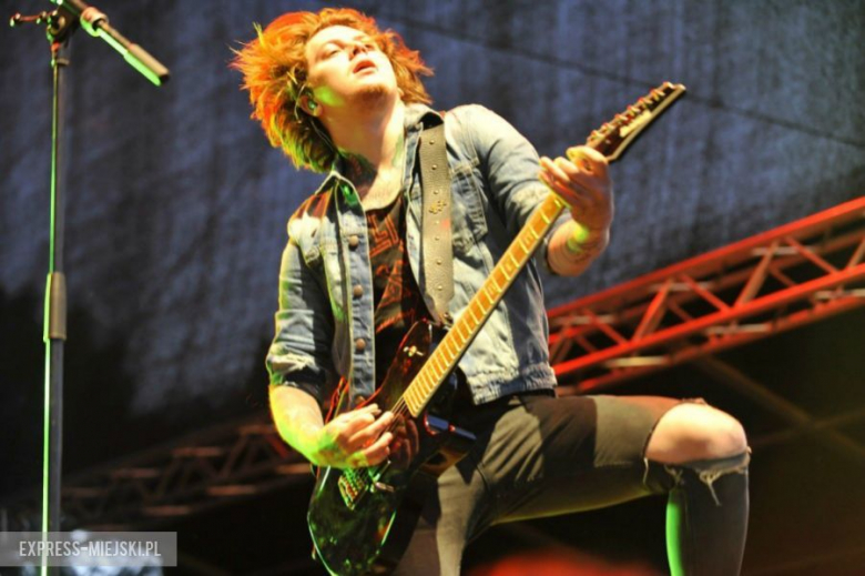 Rock For People 2015 Asking Alexandria