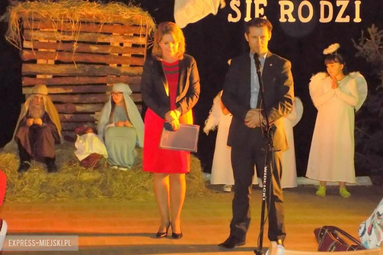 Jasełka w wykonaniu uczniów szkoły podstawowej