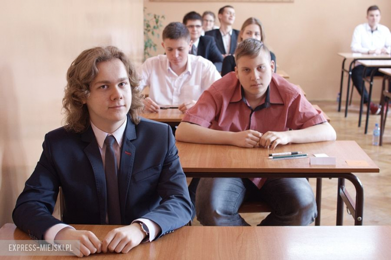 	Egzamin w gimnazjum im. Jana Pawła II w Środzie Śląskiej
