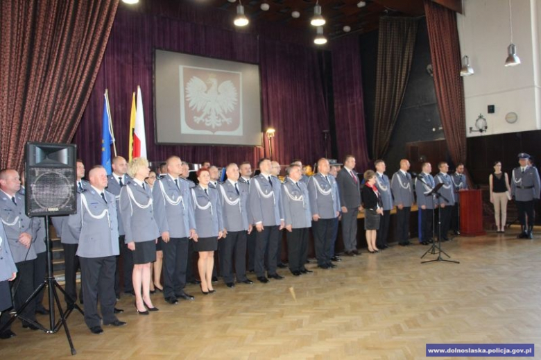 Ślubowanie nowo przyjętych policjantów