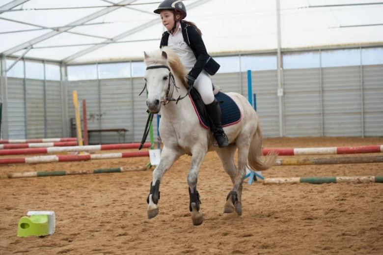 Zawody jeździeckie w Gałowie