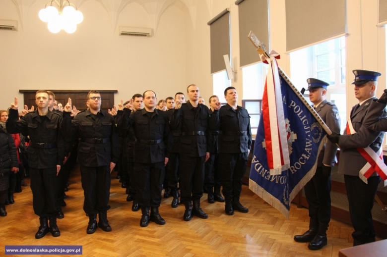Ślubowanie nowych funkcjonariuszy