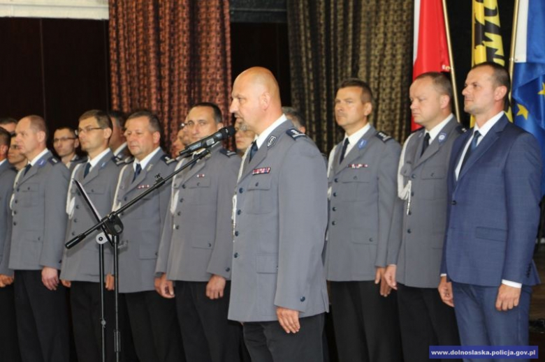 49 nowych policjantów złożyło ślubowanie