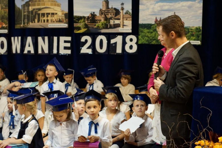 Pasowanie na ucznia pierwszej klasy w Malczycach