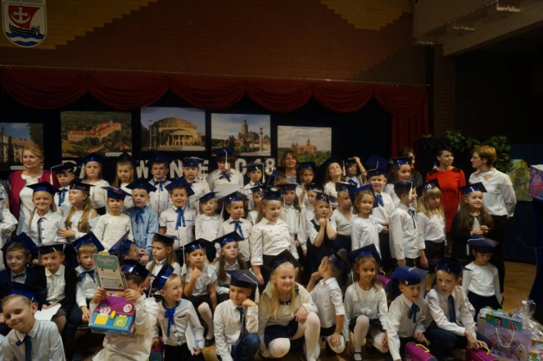 Pasowanie na ucznia pierwszej klasy w Malczycach